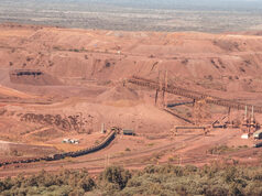 Billionaire Cleverly Creates New Aboriginal Leadership Group To Relinquish Australian Lands For Mining