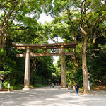 Entrance to Meiji Jingu near Harajuku Station